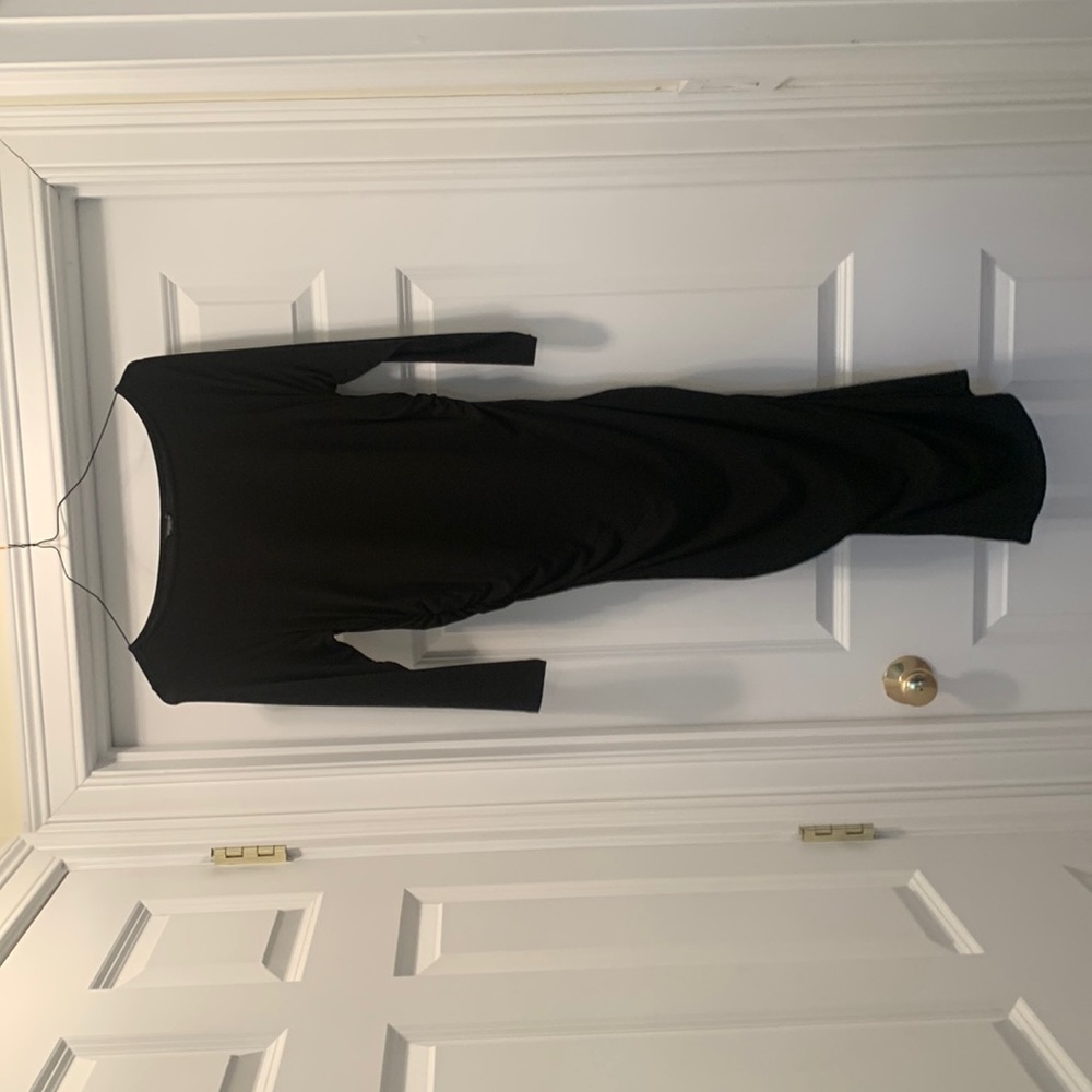 Ann Taylor Black, long sleeve size 6 dress